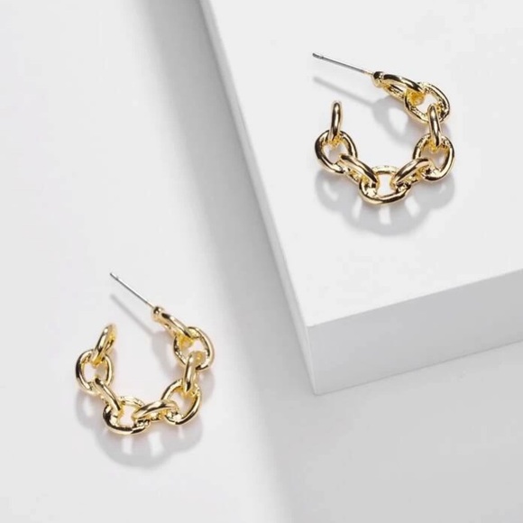 Anthropologie Jewelry - MINIMALIST GOLD CHAIN LINK SMALL CUFF HOOPS